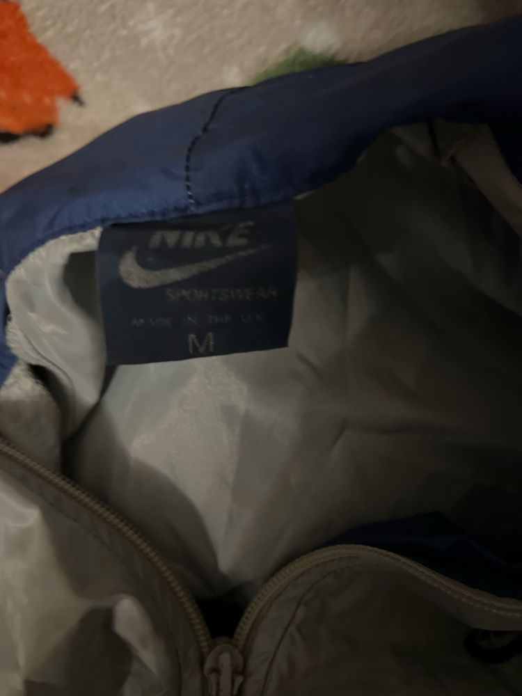 Wiatrówka firmy nike