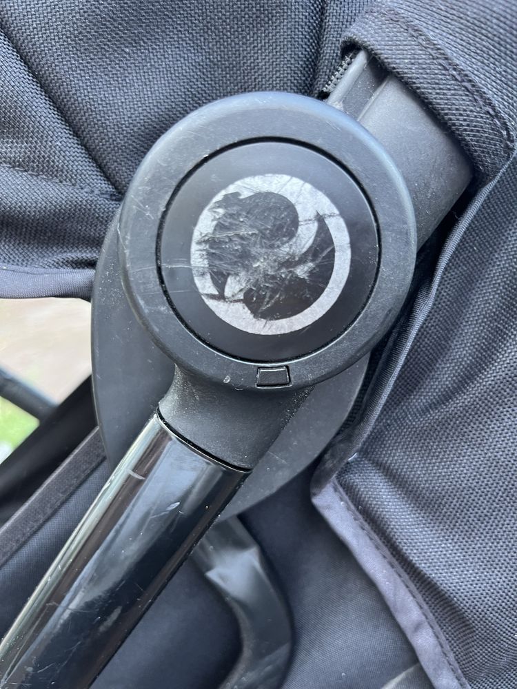 Коляска прогулянкова Cybex Beezy