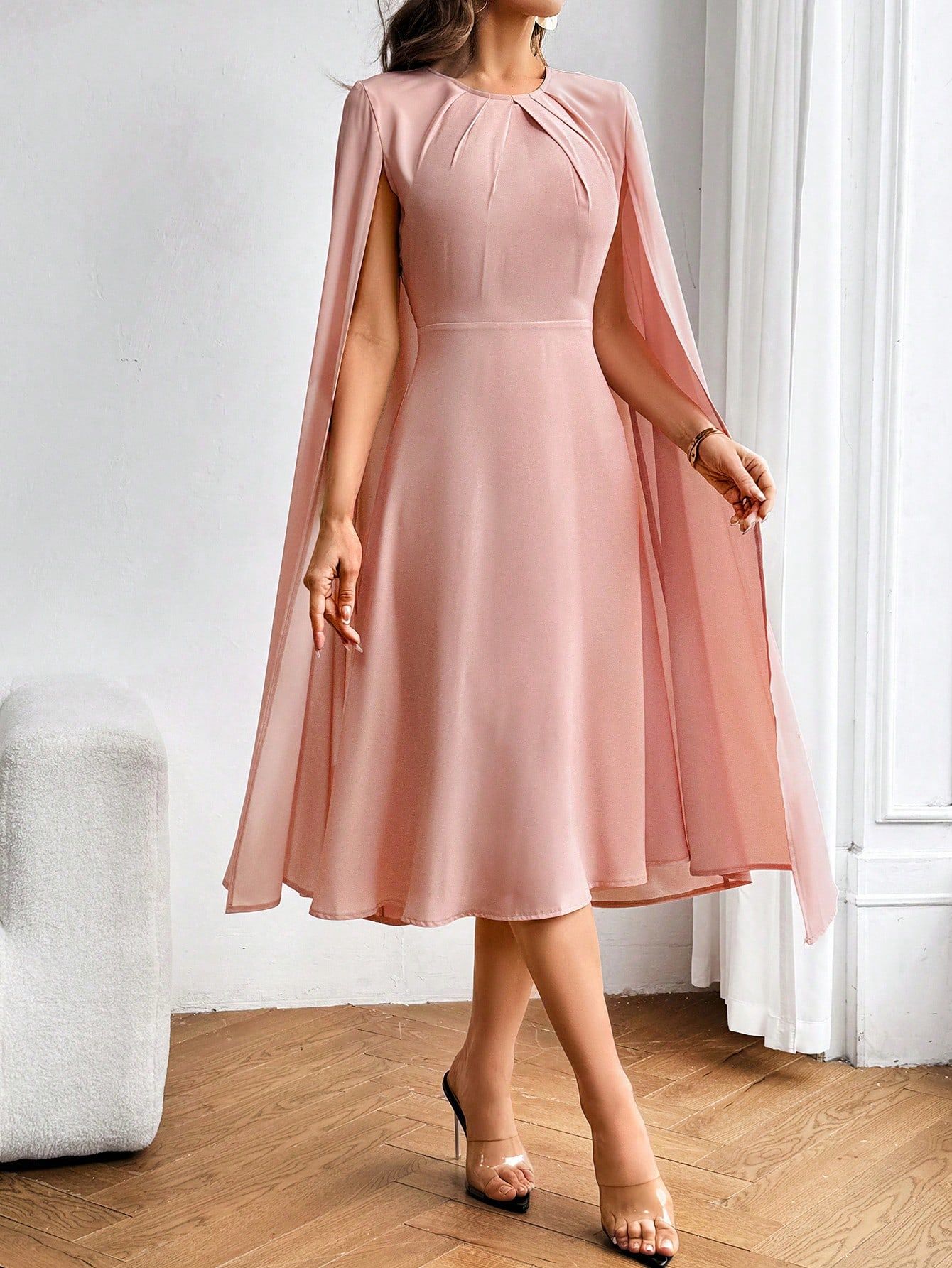 Sukienka Midi Koktajlowa Elegancka Z Peleryną Różowa Shein L 40