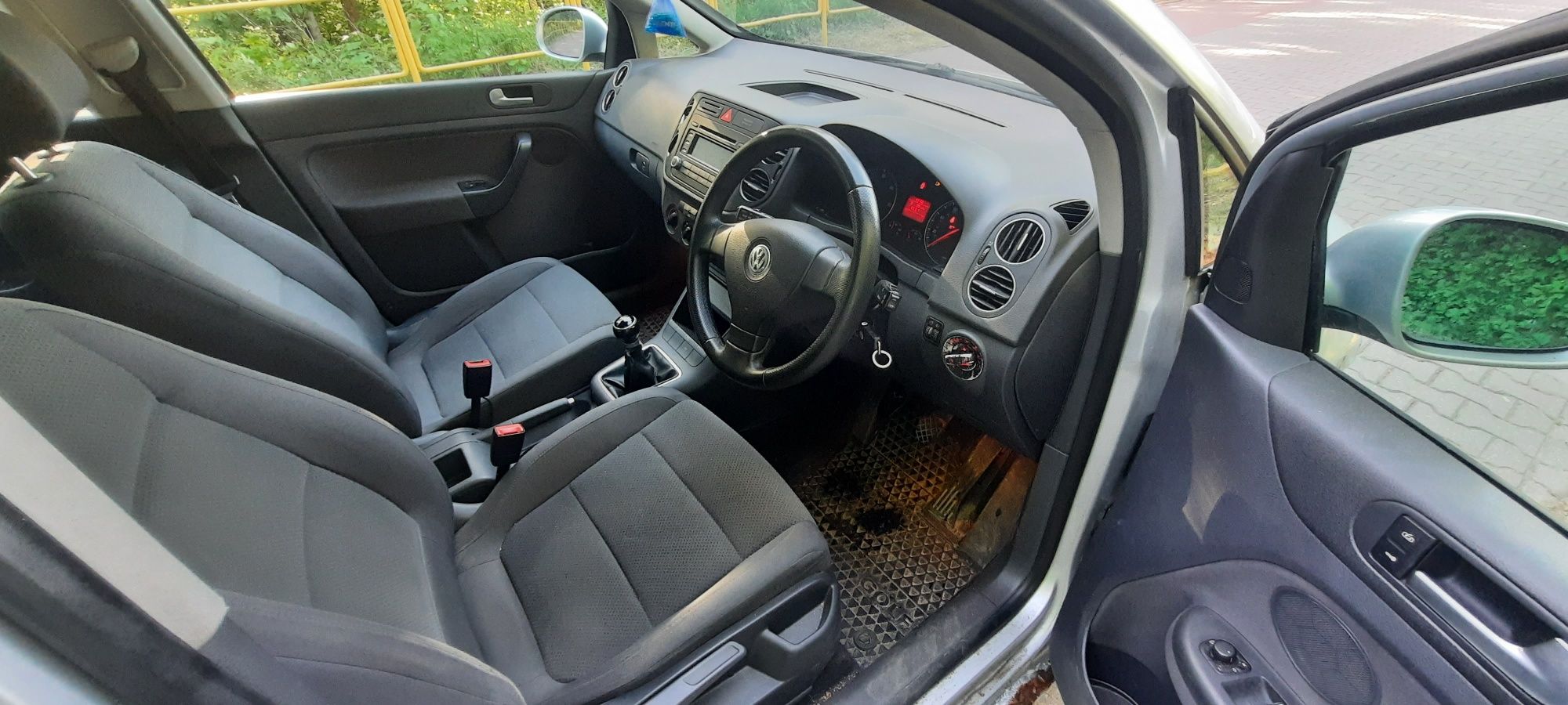 Vw Golf 5 PLUS 1.9 tdi BKC 105km zarejestrowany z długimi opłatami