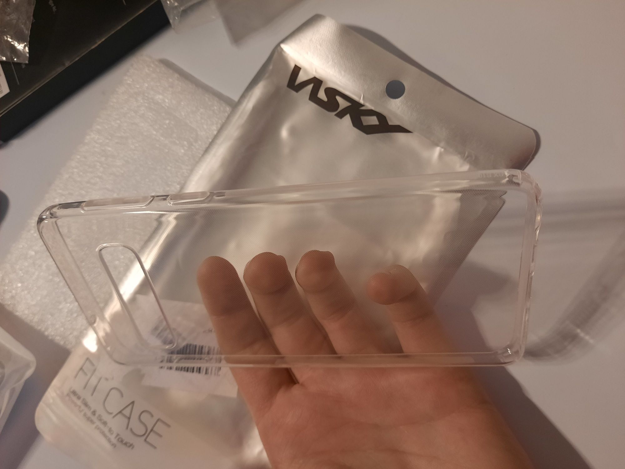 Etui na Samsung s10 silikon płecki przezroczysty
