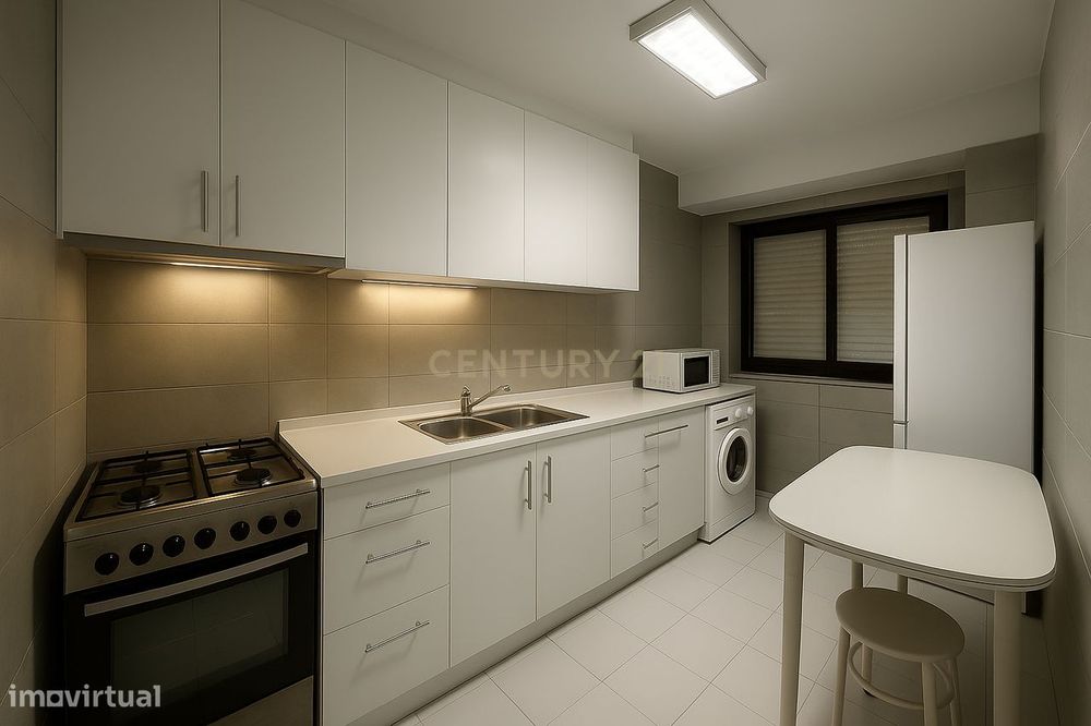 Apartamento com 1 divisão Assoalhada - Remodelado com inquilino zona d
