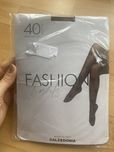 Nowe rajstopy w kwiatki Calzedonia