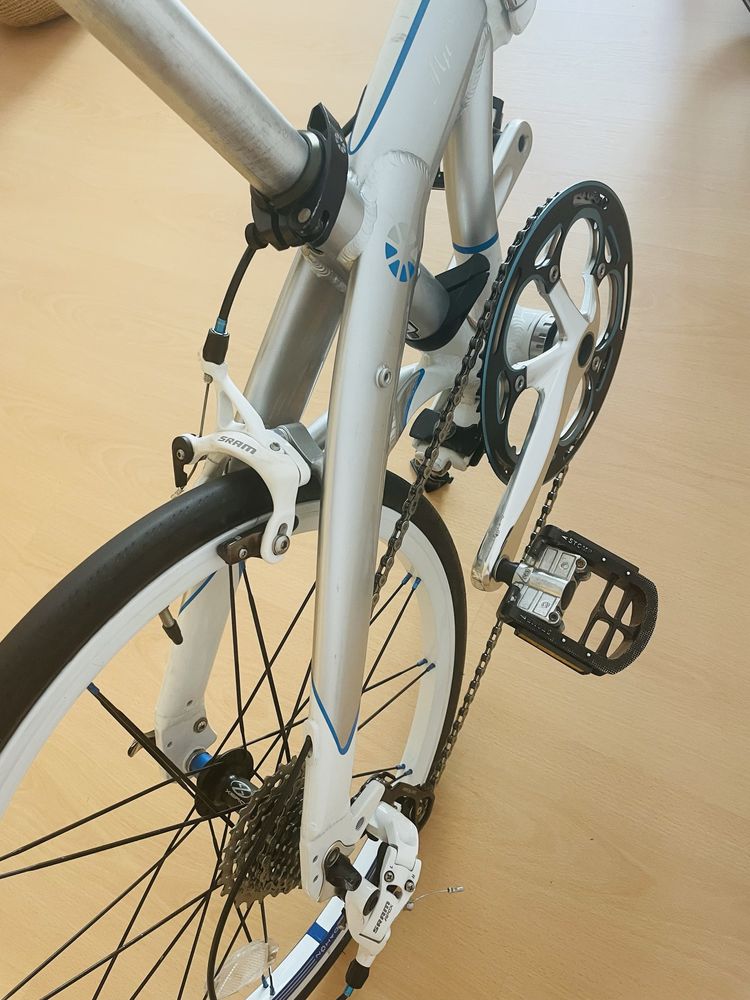 Dahon Mu SL foldable bike