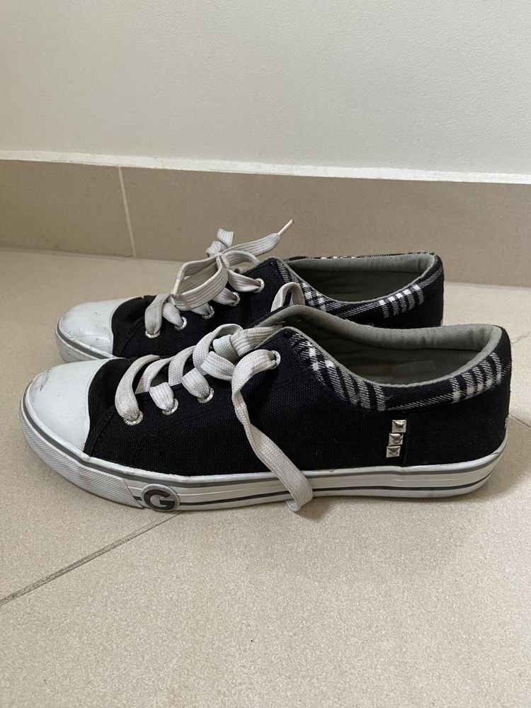 trampki damskie marki GUESS