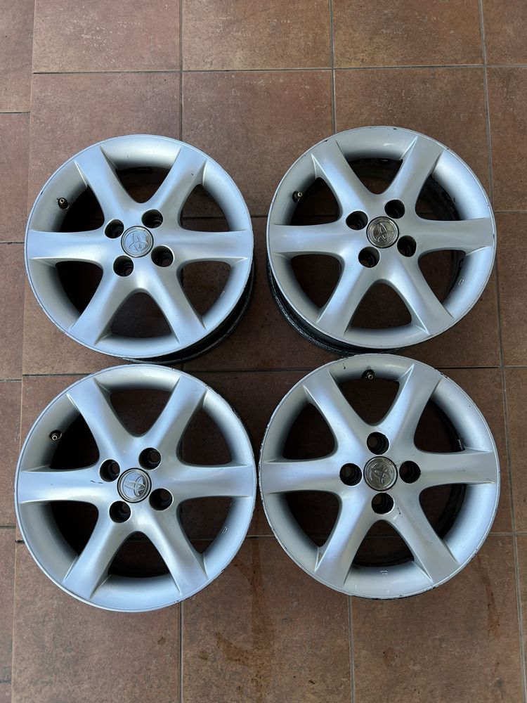 Alufelgi oryginalne do Toyoty Corolli E12