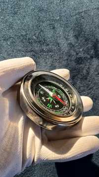 Kompas - ozdoba na biurko, średnica 7.5 cm.