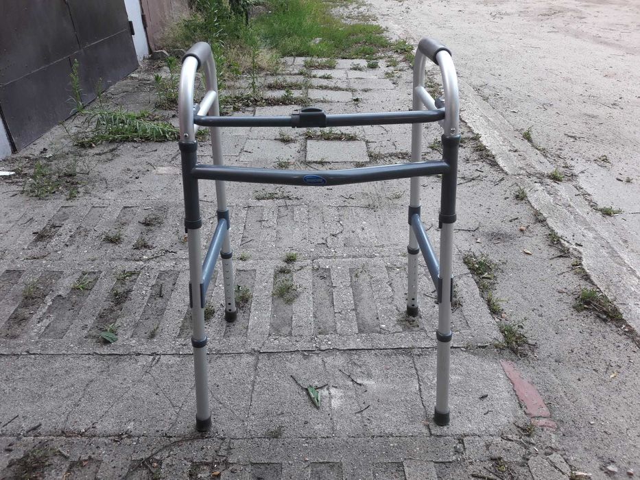 Balkonik, chodzik, bardzo lekki aluminiowy stan bdb