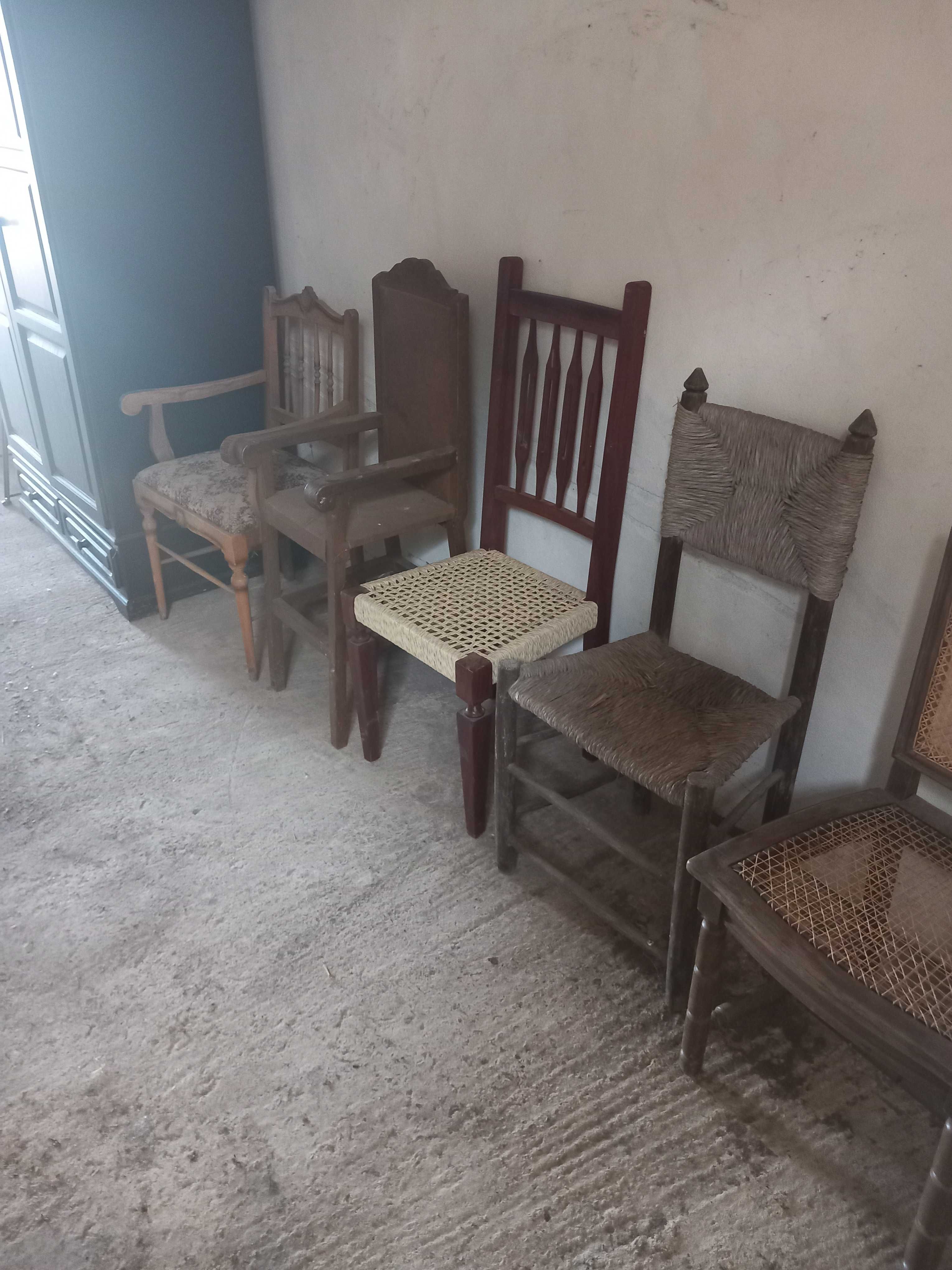 Varias cadeiras unicas, bom estado, preço cada uma