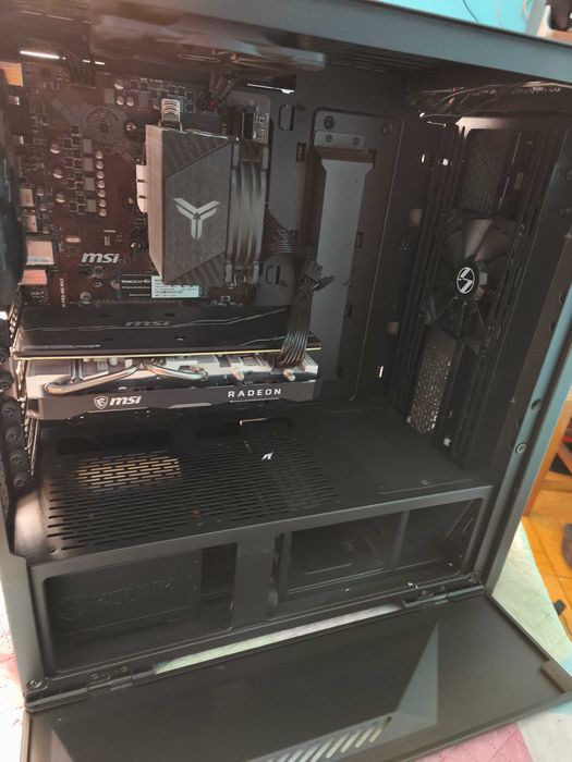 Desktop gaming + monitor