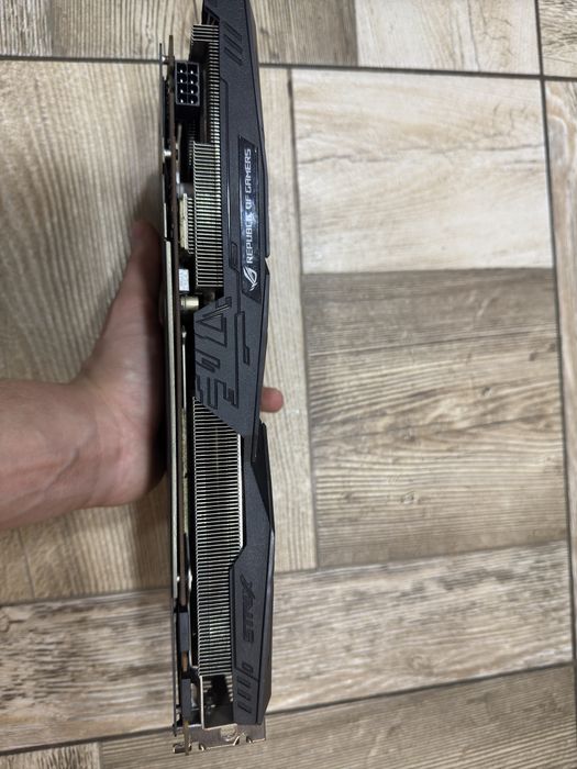 Продам відеокарту Asus Rog Strix 1070 8GB