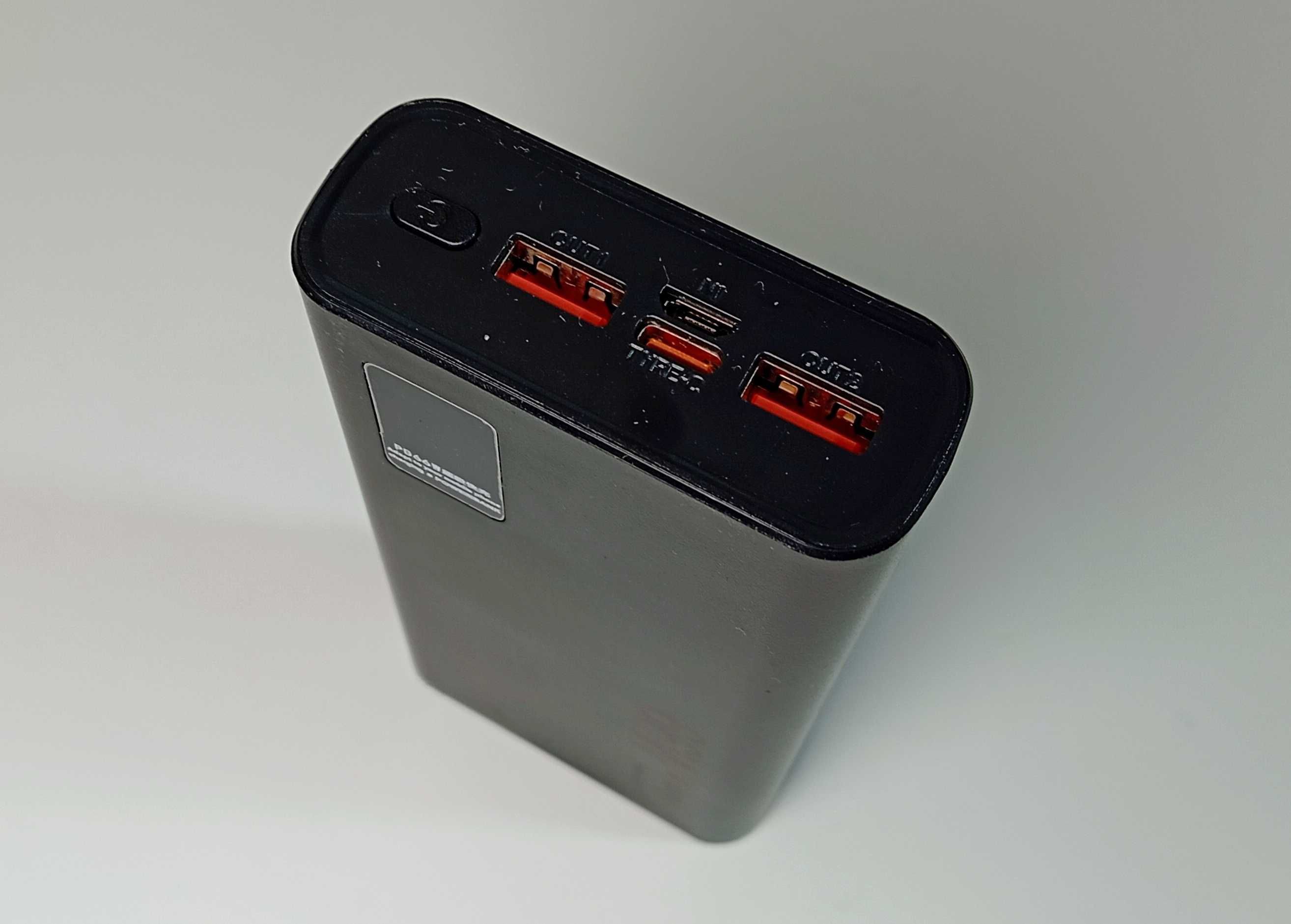 Power Bank Повербанк Towinsh Внешний аккумулятор QC3.0