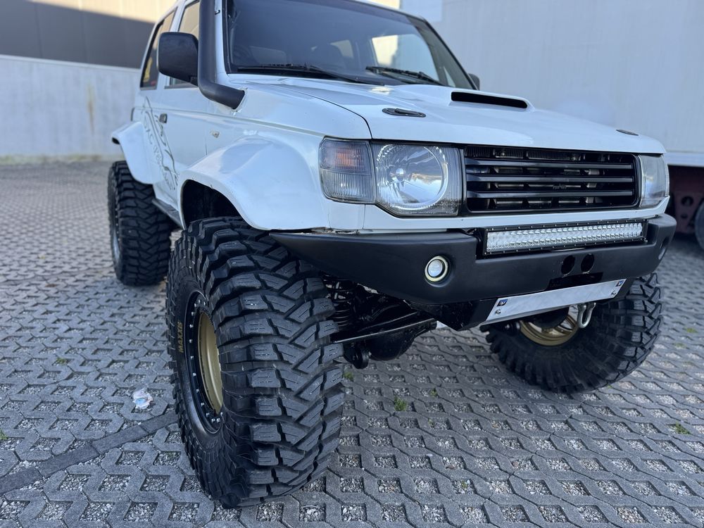 Mitsubishi Pajero M57