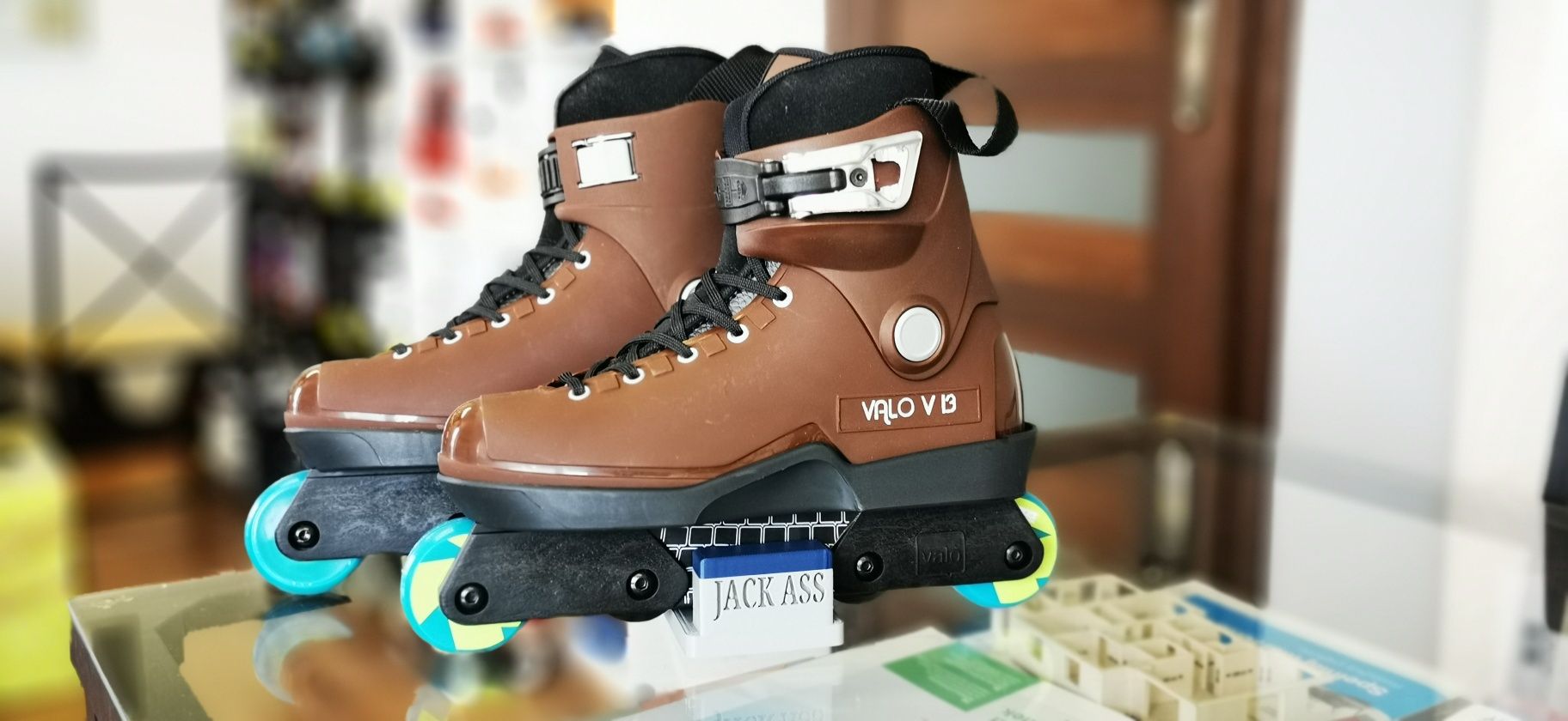 Rolki agresywne Valo V13 Alex Broskow r. 39- 40 nowe!