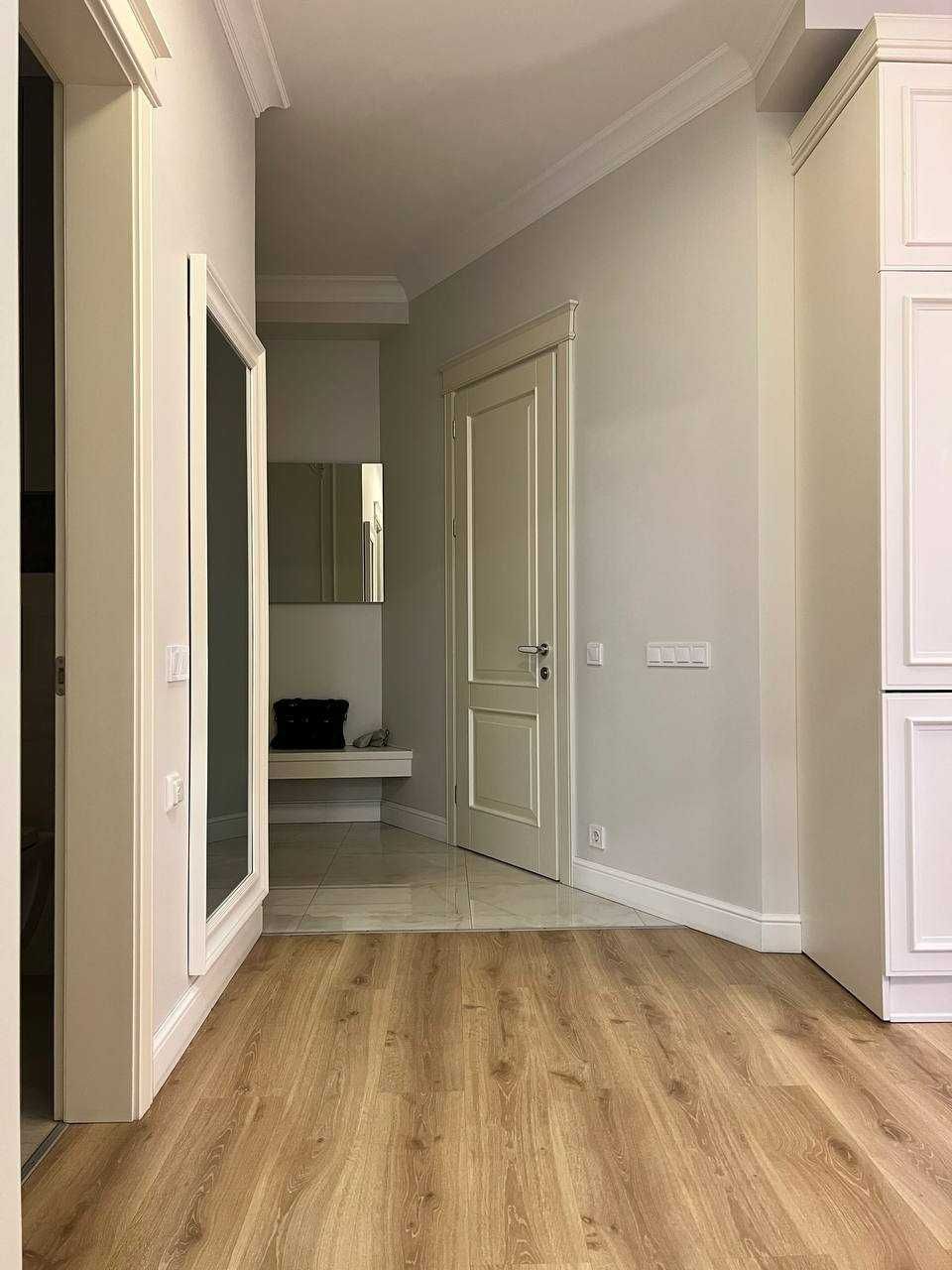 Продам в центре Днепра ул. Херсонская 9, жк Каскад 2.