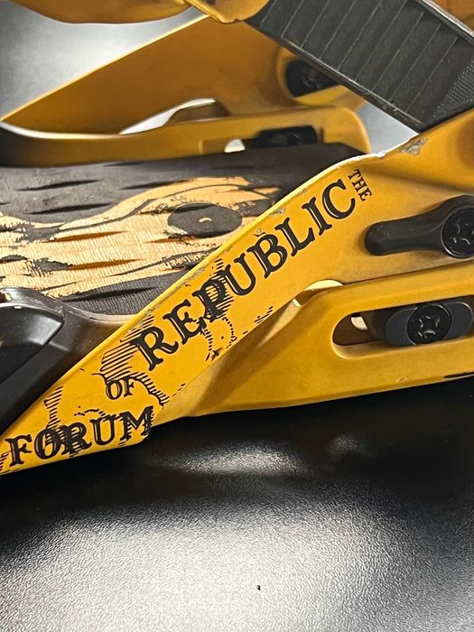 Сноубордичні кріплення FORUM Republic (41-43 розмір). Розпродаж.