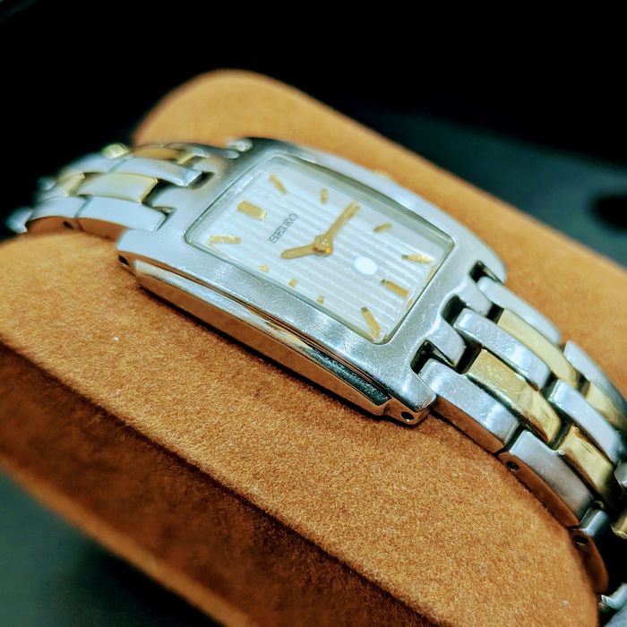 Seiko Feminino 7N00-0AC0