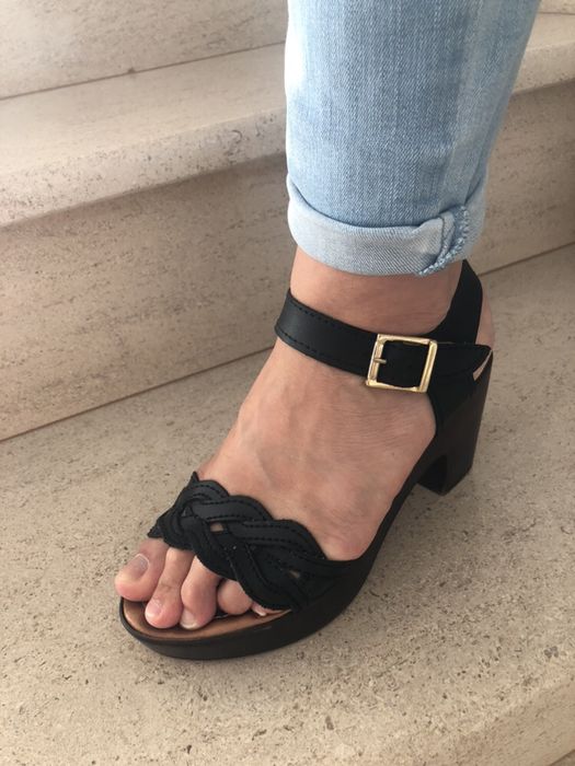 Sandálias em pele, Tam 37 - OFERTA DE PORTES!
