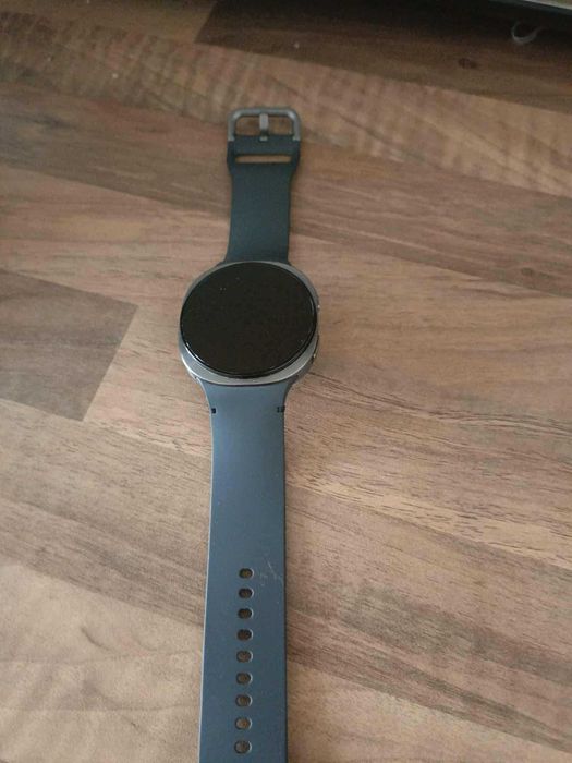 Smartwatch SAMSUNG Galaxy Watch 8 SM-L335FD 44mm LTE Grafitowy