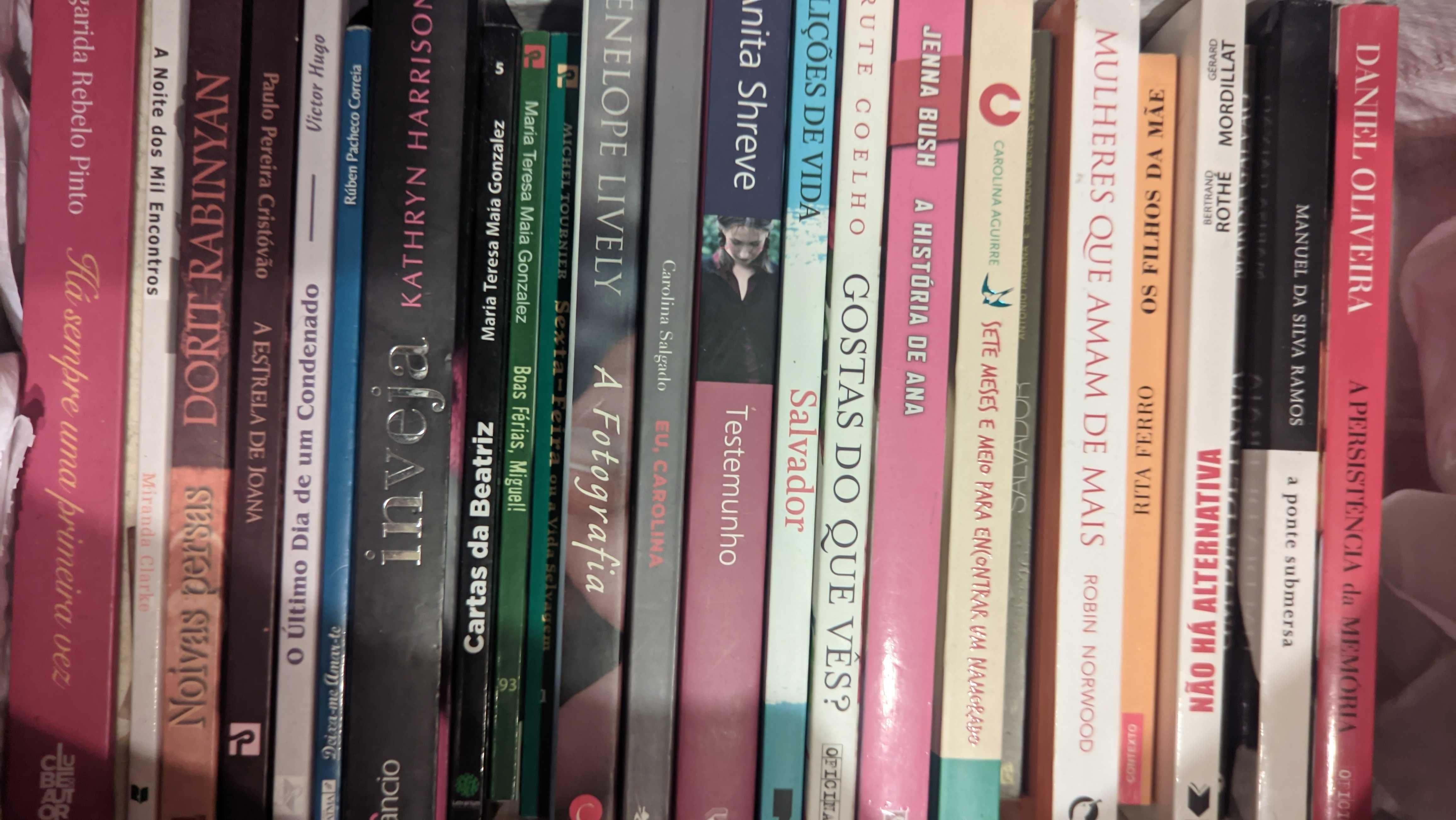 24 livros variados