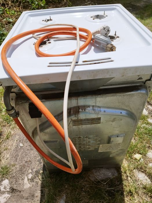 Kuchenka gazowa  z obiegiem