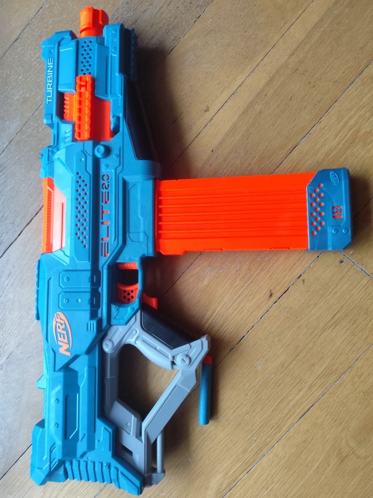 Nerf elétrica elite + pistola nerf gratis