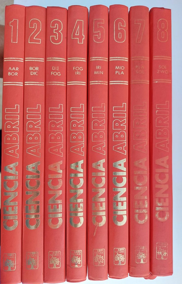 Enciclopedia Abril Cultural.8 Volumes