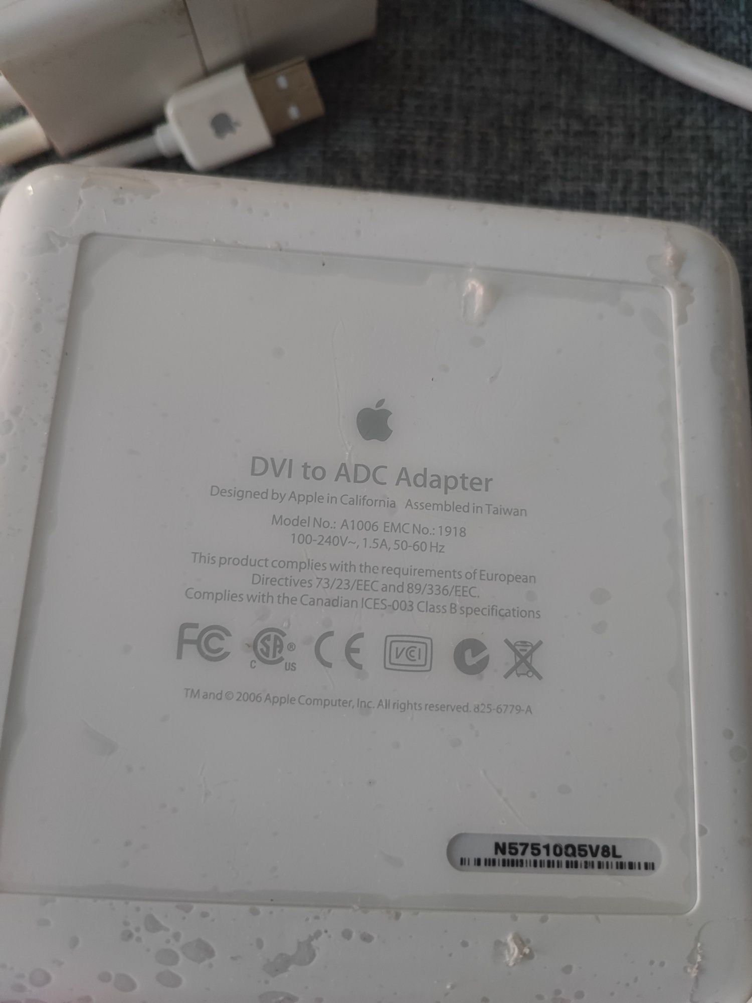 B125 Oryginalny zasilacz Apple A1006 do monitora kinowego DVi to ADC A