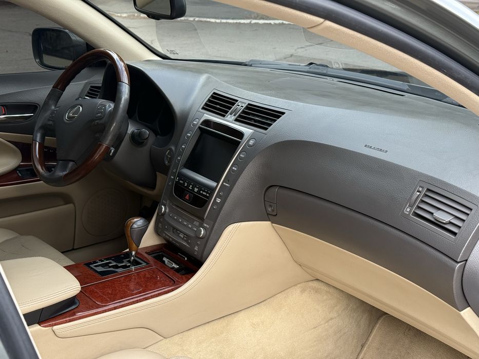 Продам Lexus gs 450h