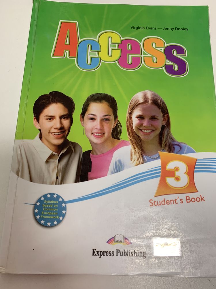 Vendo o livro Access da academia de linguas