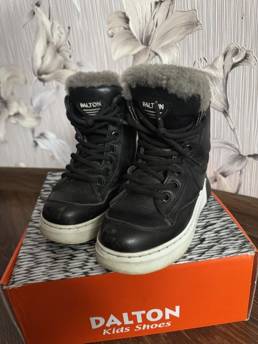 Чорні ортопедичні сапожки для хлопчика, р.28, з теплим хутром