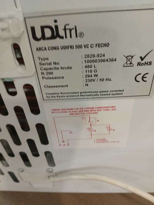 Arca congeladora UDIFRI 500 VC C/FECHO