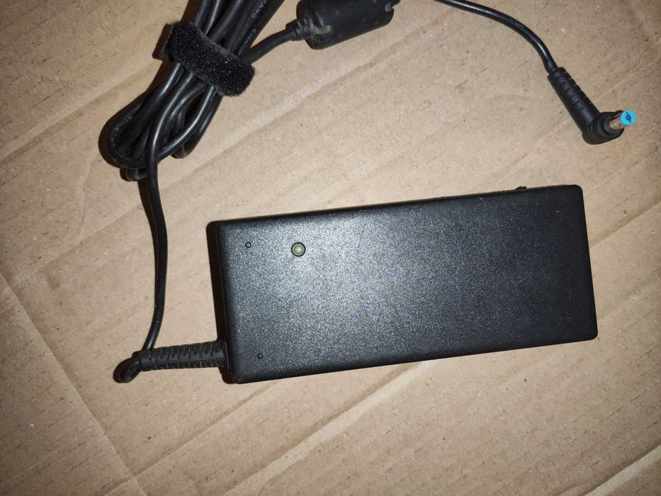 Блок питания для ноутбука  Delta ADP-90SB BB (19V 4.74A)