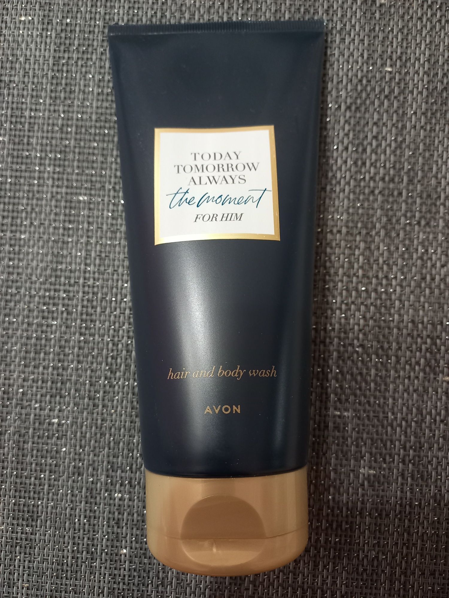 TTA The Moment 75 ml Avon Żel do mycia ciała I włosów