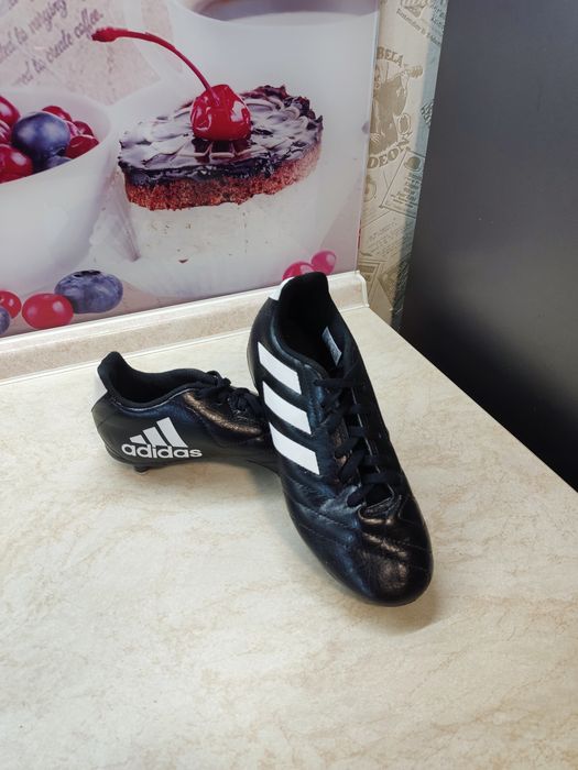 Бутси, буци Adidas р.34. Стан нових