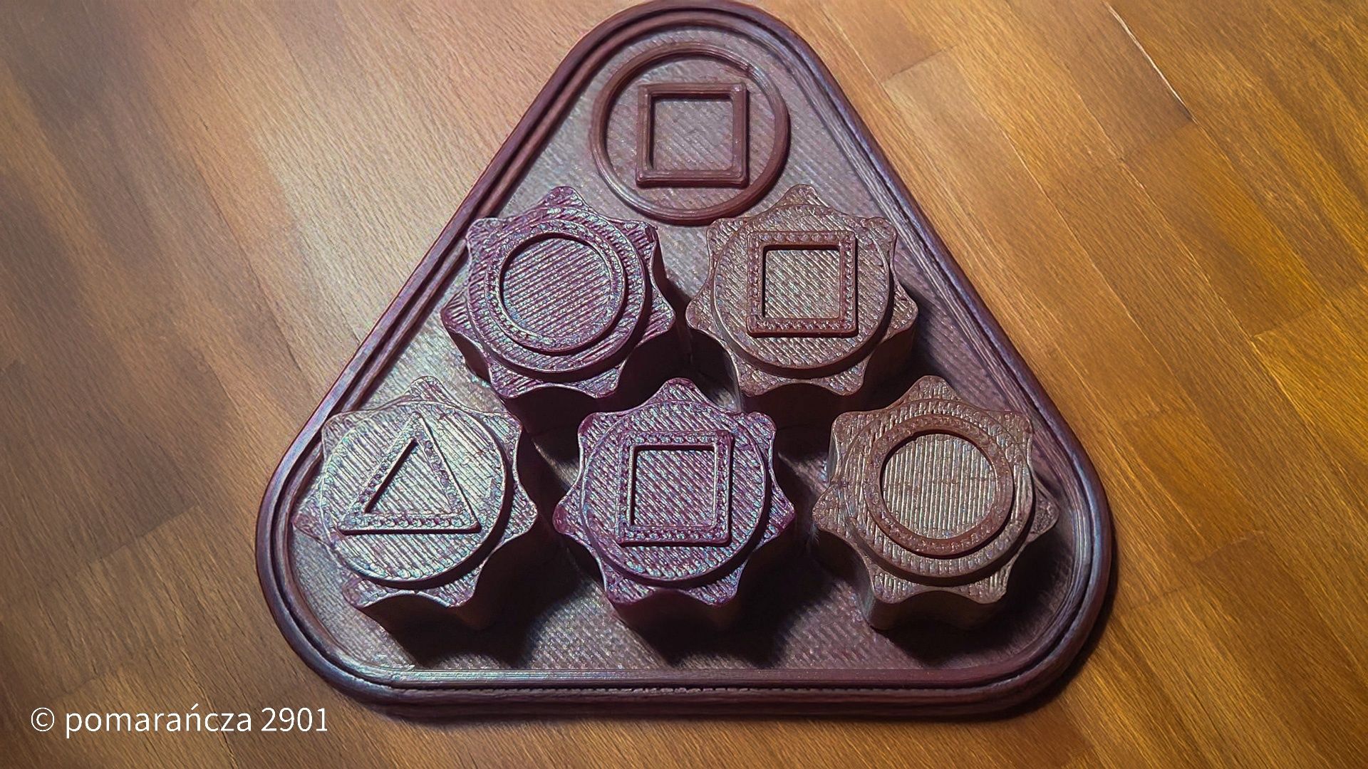 Gonggi z Drukarki 3D – Każdy Inny | Unikalny Kolor Tęczy | 5g Sztuka