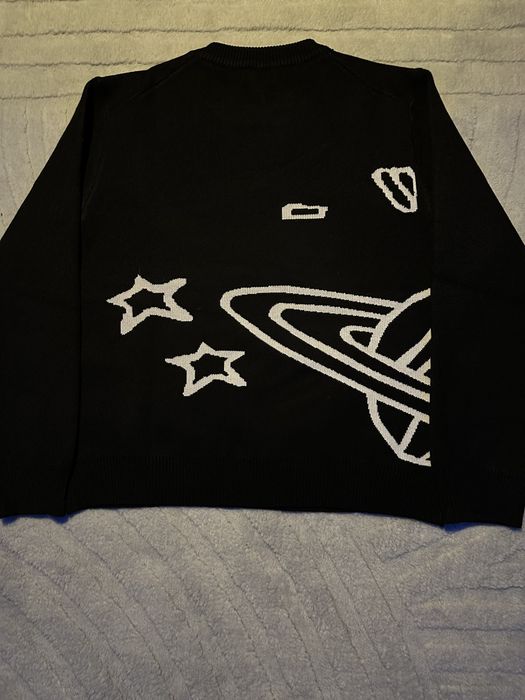 Светр Broken Planet