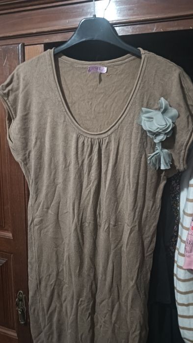 Qualquer uma destas blusas
