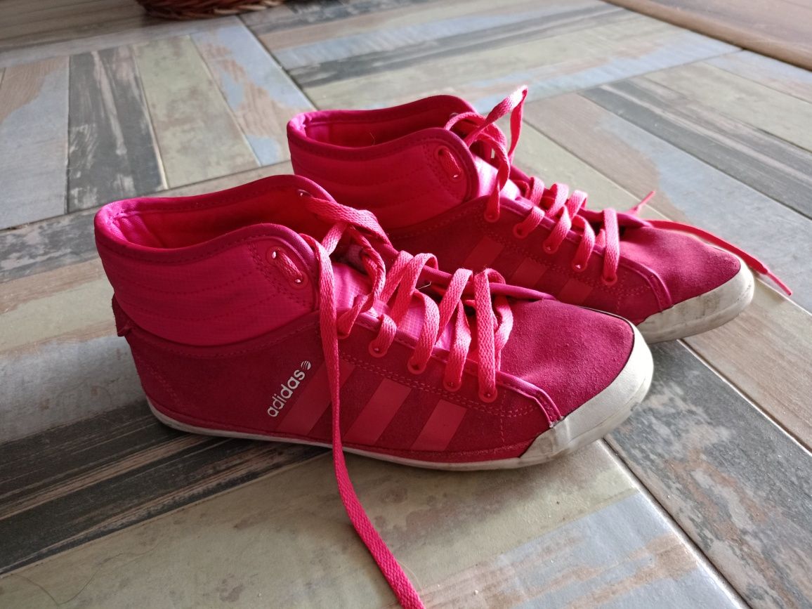 Trampki, buty firmy Adidas, wysokie adidasy