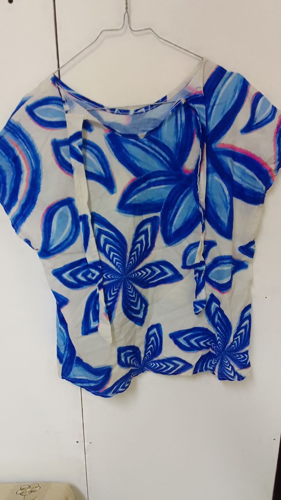 Blusas seminovas
