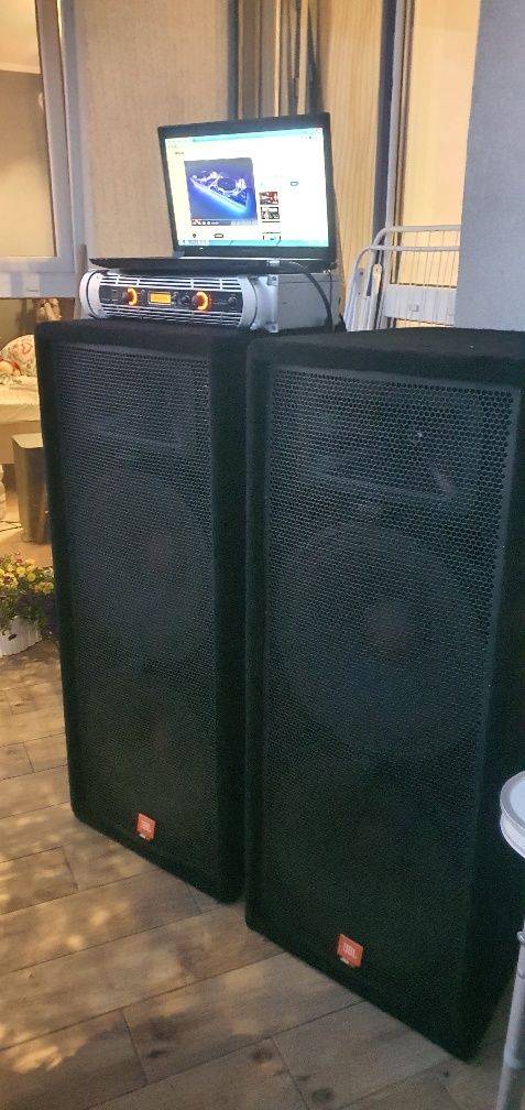 Jbl jrx 125 kolumny estradowe + wzmacniacz Behringer NU3000DSP