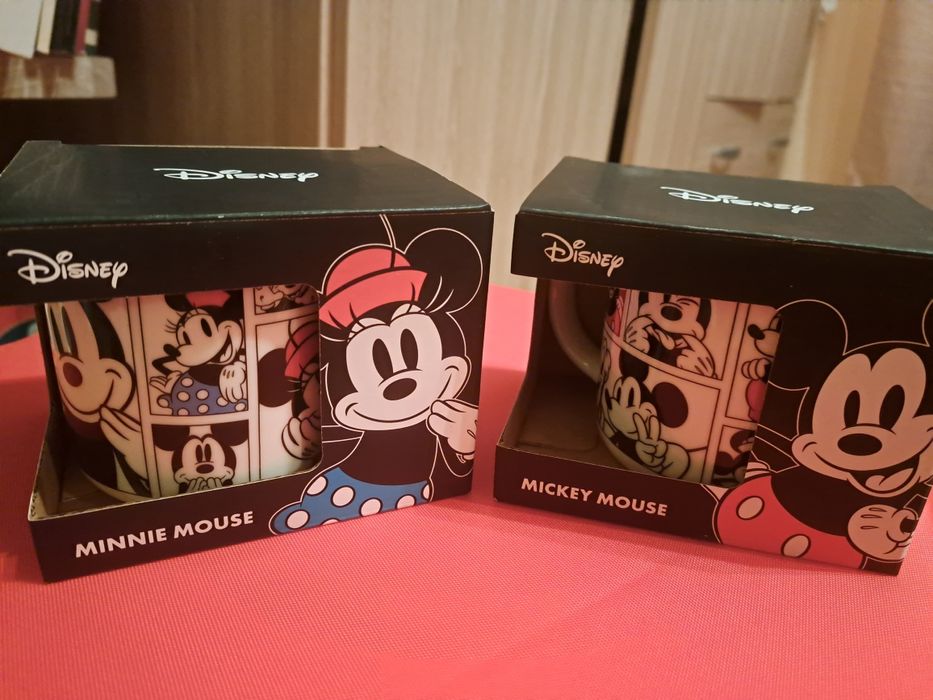 Conjunto canecas/chávenas mickey e minnie