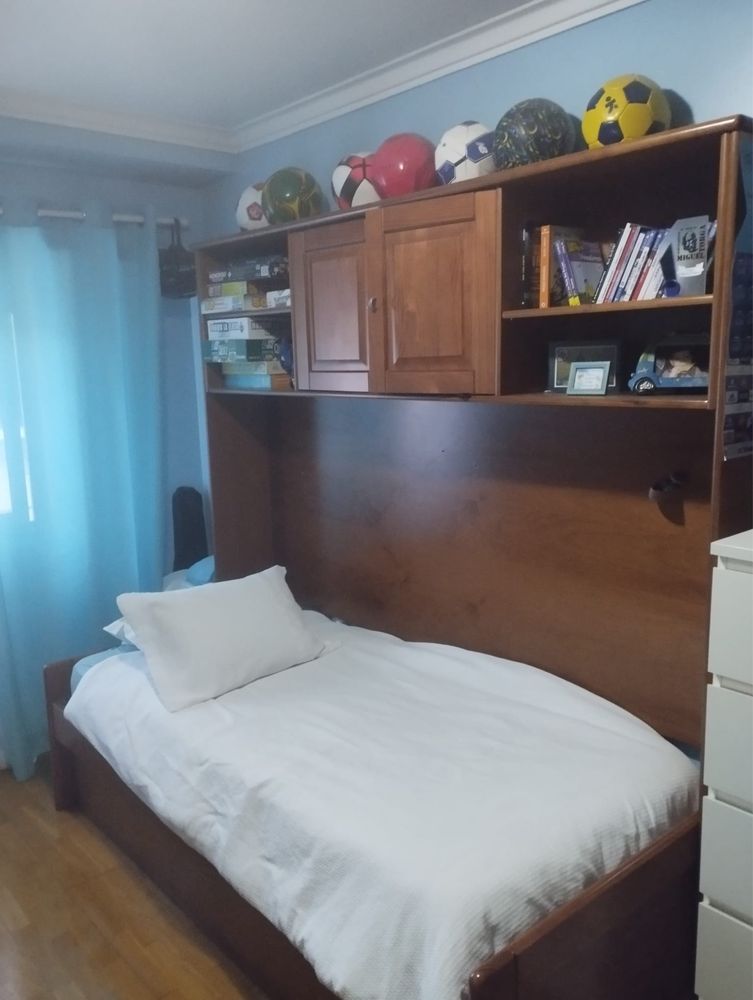 quarto  crianca com 2 camas