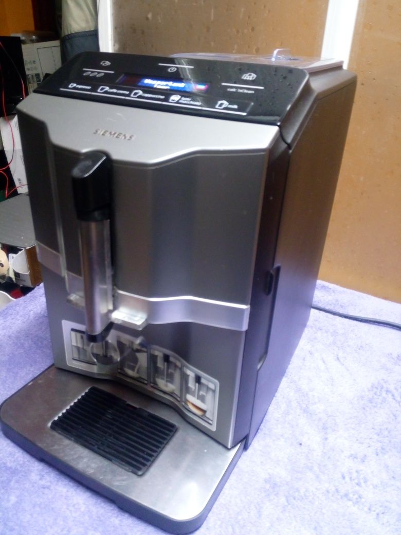 Siemens EQ.3/EQ.8,Bosch eq3,VeroAroma/Saeco Minuto..Czesci,dawca.