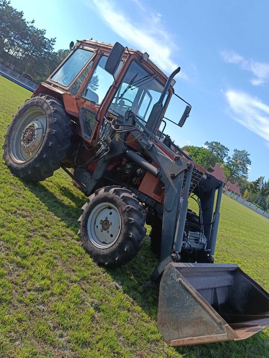 Ciągnik Belarus MTZ 82