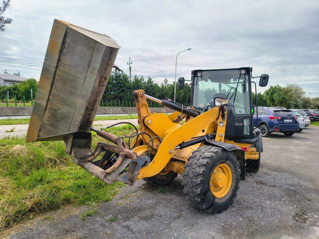 Ładowarka Cat 906M rok 2016 Liebherr