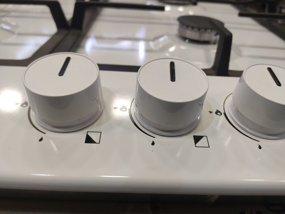 Варочная газовая поверхность AMICA PG 65KWPR  Польша Белая