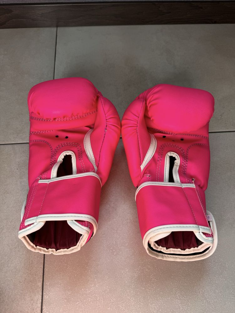 Боксерские перчатки Everlast 10oz