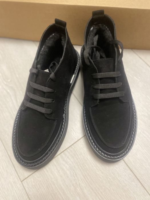 Продам нові, жіночі зимові  черевики