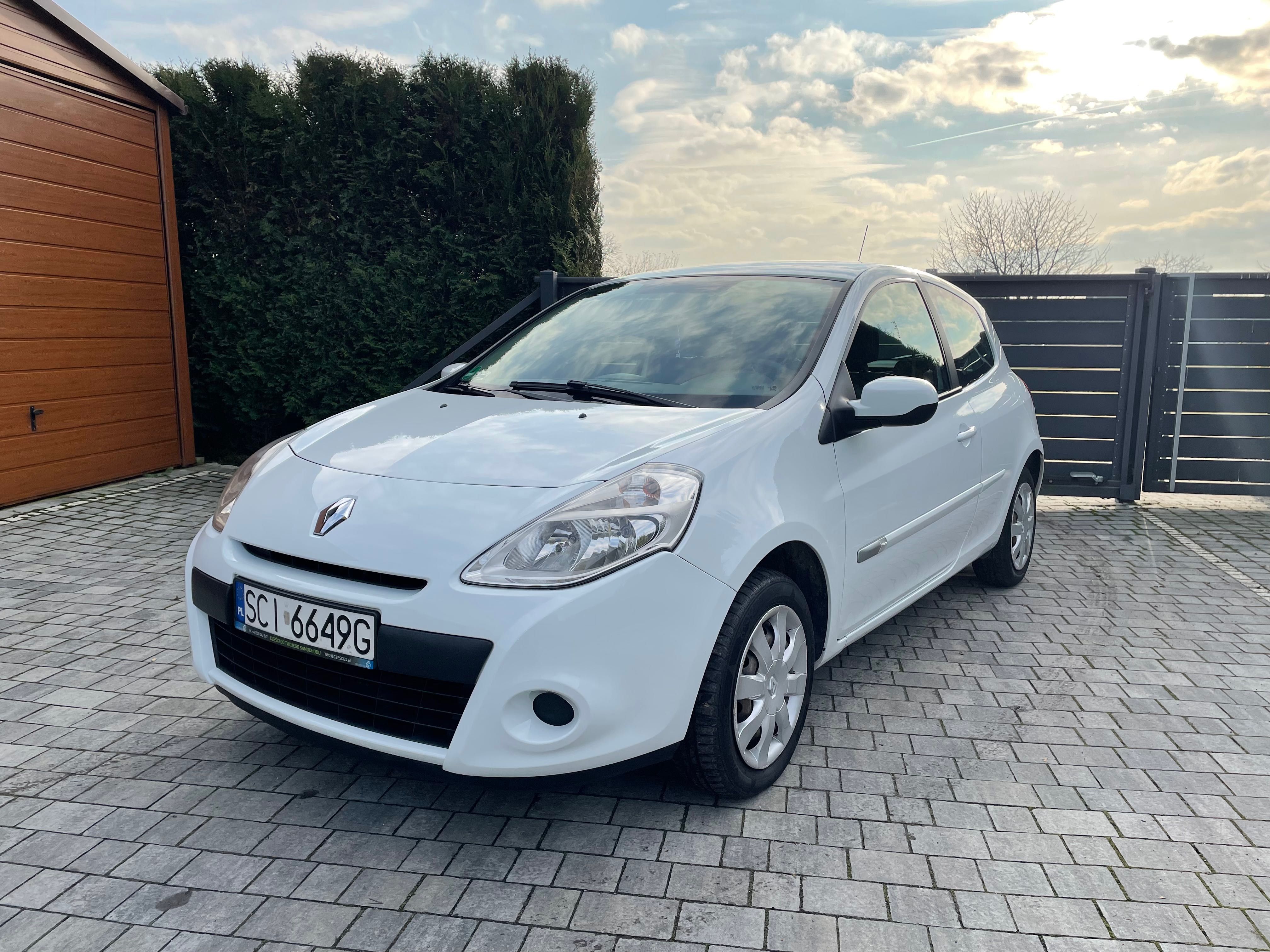 Sprzedam Renault Clio III po lifcie z 2013r 1.2 benzyna z klimatyzacją